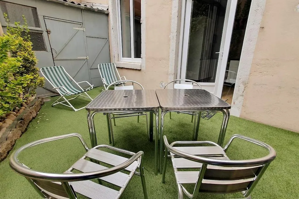 Classe 4 Etoiles - Cybele - Centre Ville 2 Chambres, Cour Privative Et Garage Vienne  Apartment Vienne (Isere)